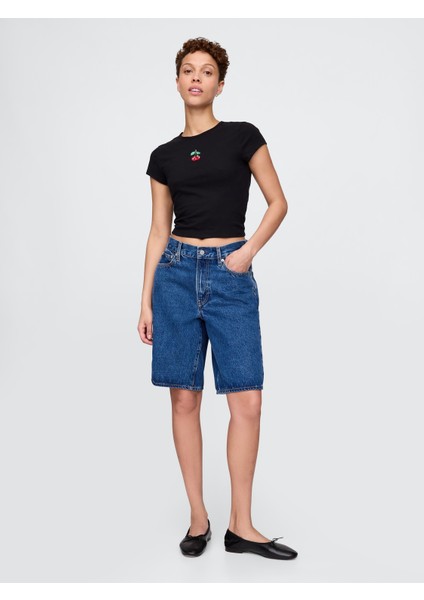 Kadın Siyah Grafikli Crop T-Shirt fırsatları