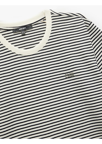 Slim Fit Kısa Kollu Bisiklet Yaka Çizgili Tişört indirimleri