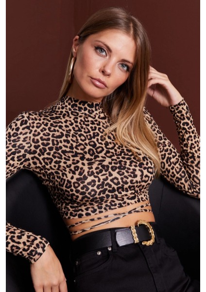 Kadın Camel Sırt Dekolteli Leopar Desenli Crop Bluz LPP1131