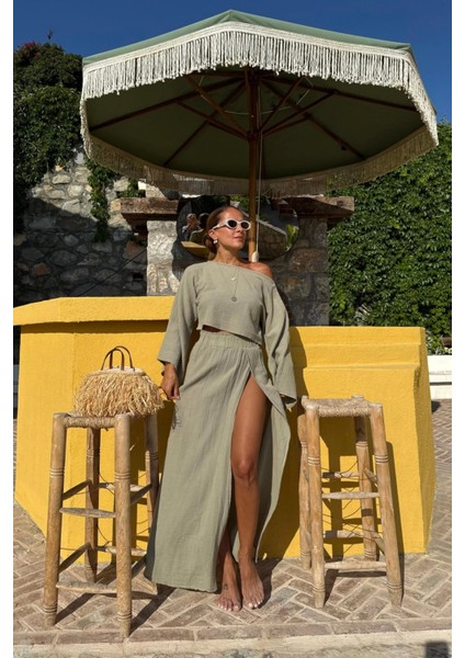 Derin Yırtmaç Detay Etek Crop Takım fiyatları