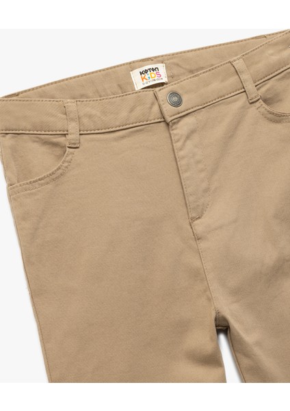 Cepli Düğme Detaylı Düz Paça Pamuklu Pantolon modelleri