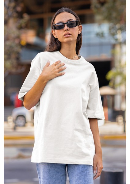 Oversize Relax Bisiklet Yaka Basic Beyaz Tişört / Rahat Kesim T-Shirt modelleri