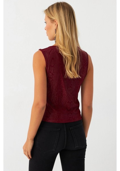 Kadın Bordo Degaje Yaka Kolsuz Bluz LPP1297 fiyatları