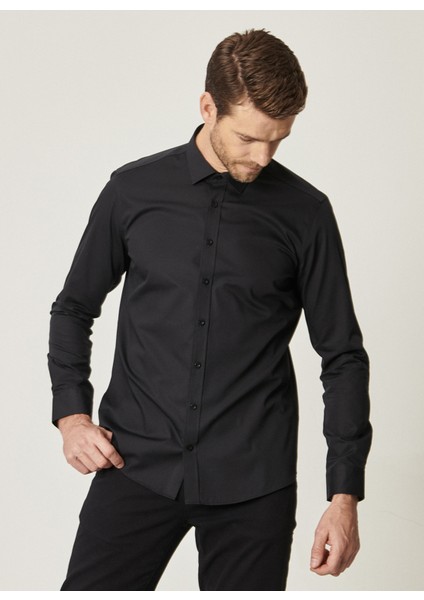 ALTINYILDIZ CLASSICS Erkek Siyah Ütü Gerektirmeyen Non-iron Slim Fit Dar Kesim %100 Pamuk Gömlek modelleri