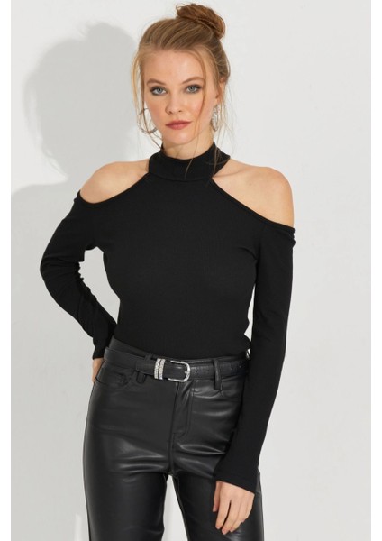 Kadın Siyah Omuzları Açık Kaşkorse Bluz EY2590 modelleri
