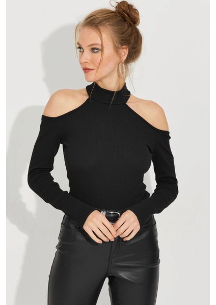 Kadın Siyah Omuzları Açık Kaşkorse Bluz EY2590 fırsatları