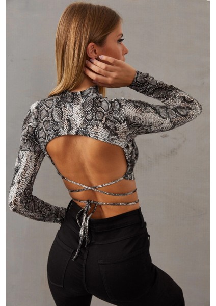Kadın Taş Sırt Dekolteli Yılan Desenli Crop Bluz LPP1131