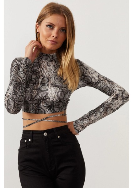 Kadın Taş Sırt Dekolteli Yılan Desenli Crop Bluz LPP1131