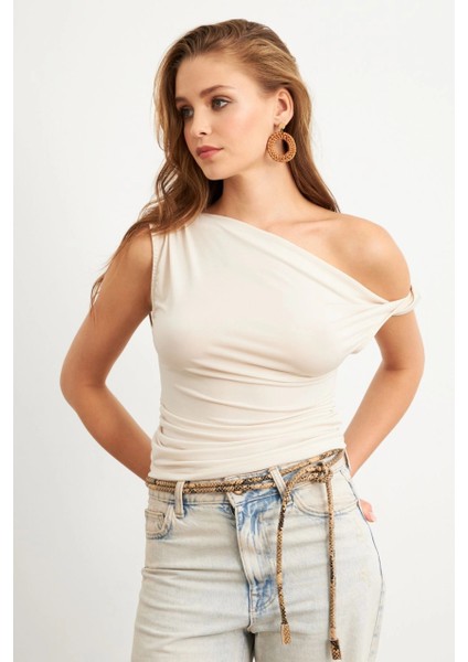 Kadın Vanilya Asimetrik Kol Bluz VA100 fırsatları