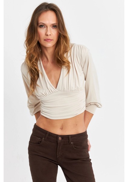 Kadın Vanilya V Yaka Büzgülü Crop Bluz SB309-90 fırsatları