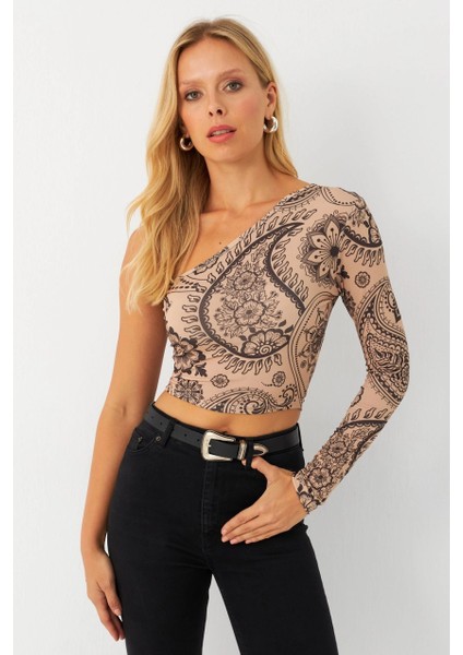 Kadın Vanilya-Siyah Tek Omuz Desenli Crop Bluz LİK14 fiyatları