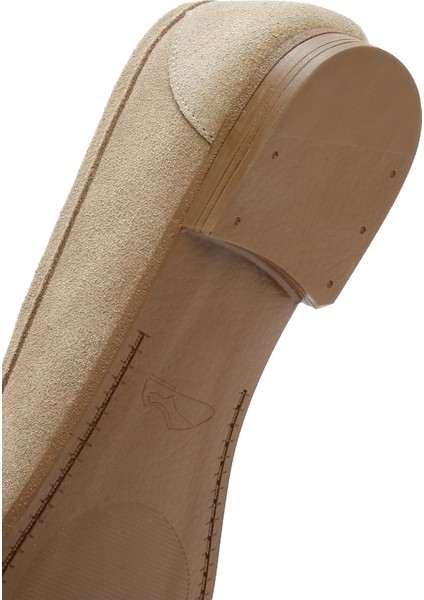 Kadın Bej Süet Deri Maskülen Loafer 25SFD130310