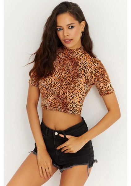 Kadın Turuncu Yarım Balıkçı Leopar Desen Bluz LPP1208
