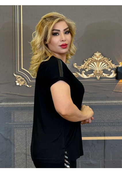 Tişört Pamuklu V Yaka Siyah Desenli Omuzlar Günlük Yazlik Kadın Kısa Kollu modelleri