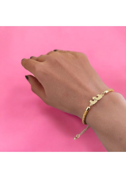 Ç Harfine Özel Altın Rengi Derili Taç Motifli 14 Ayar Altın Plakalı Hediye Bileklik-463Harf fırsatları