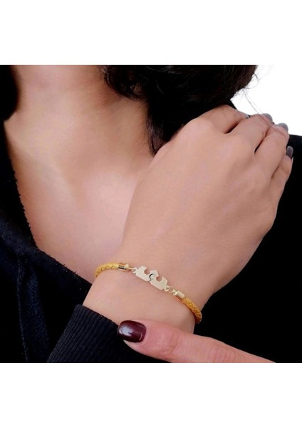 Ç Harfine Özel Altın Rengi Derili Taç Motifli 14 Ayar Altın Plakalı Hediye Bileklik-463Harf indirimleri