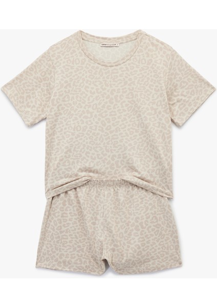 Kısa Kollu Bisiklet Yaka Leopar Desenli Şortlu Pijama Seti fiyatları