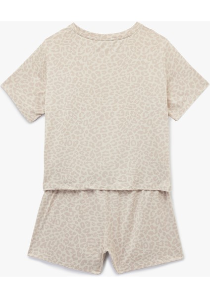 Kısa Kollu Bisiklet Yaka Leopar Desenli Şortlu Pijama Seti modelleri