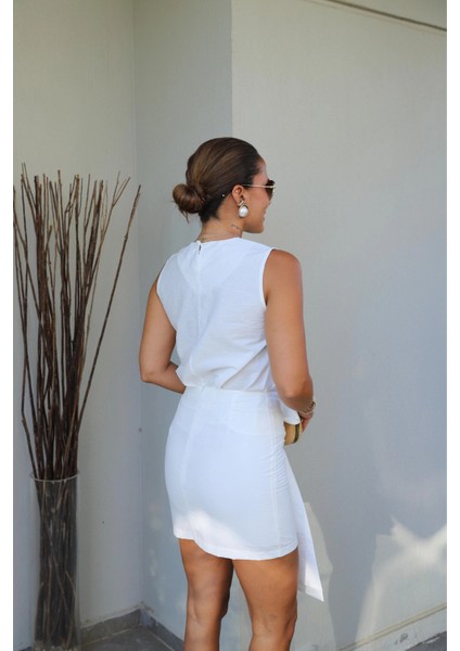 Beyaz Fiyonk Detay Etek Bluz Takım indirimleri