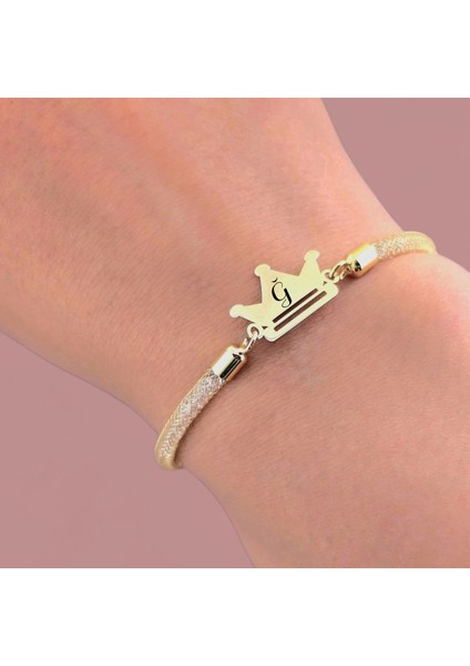 Ğ Harfine Özel 14 Ayar Altın Plakalı Hasır Kordonlu Taç Figürlü Hediye Bileklik-464Harf fırsatları