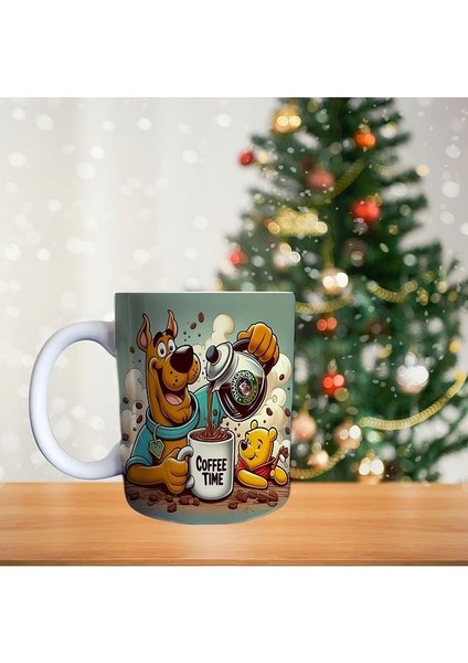 Scooby Doo ve Winnie The Pooh - Kahve Zamanı - Çizgi Film Temalı Porselen Kupa
