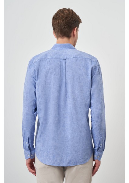 Erkek Mavi Keten Trend Dynamic Fit Düğmeli Yaka Gömlek