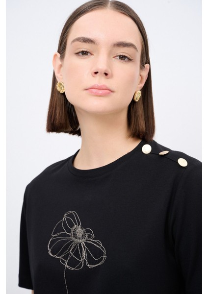 Omzu Düğmeli T-Shirt fiyatları