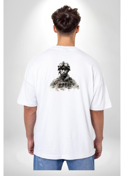 Savaş ve Asker Temalı Yüksek Kalite Grafik Beyaz Oversize Kadın Erkek Ön ve Sırt Baskılı Tişört fiyatları