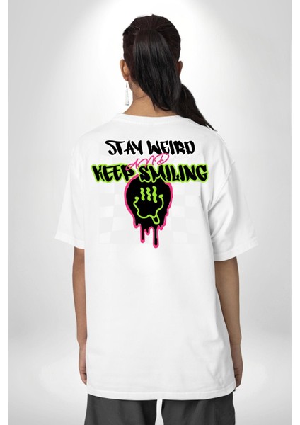 Sıradışı Gülümse Beyaz Oversize Kadın Erkek Ön ve Sırt Baskılı Tişört fiyatları