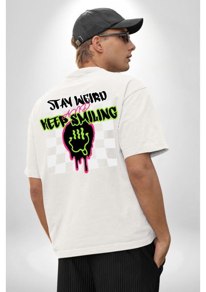 Sıradışı Gülümse Beyaz Oversize Kadın Erkek Ön ve Sırt Baskılı Tişört indirimleri