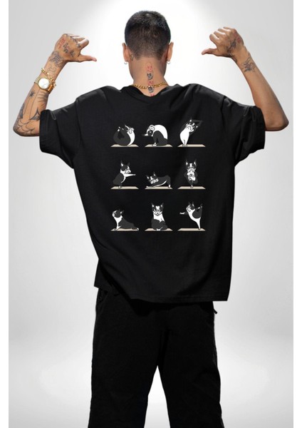 Yoga Yapan Yoga Hareketleri Yapan Köpek Siyah Oversize Kadın Erkek Ön ve Sırt Baskılı Tişört indirimleri