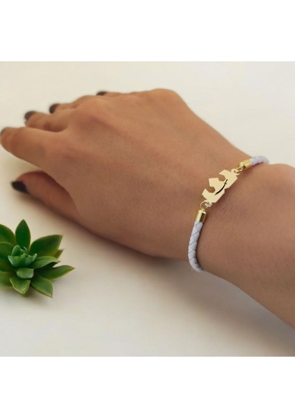 Zülfikar Temalı 14 Ayar Altın Plakalı Doğal Beyaz Derili Taç Motifli Hediye Bileklik-465SEMBOL