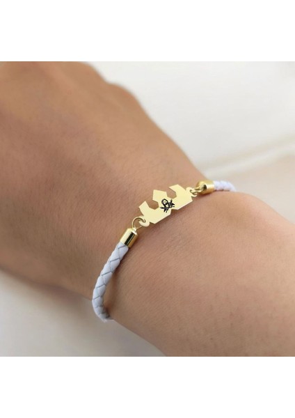Hz Ali Temalı Taç Motifli 14 Ayar Altın Plakalı Doğal Beyaz Derili Hediye Bileklik-465SEMBOL indirimleri