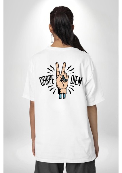 Carpe Diem Barış Işareti El Tasarımı Beyaz Oversize Kadın Erkek Ön ve Sırt Baskılı Tişört indirimleri