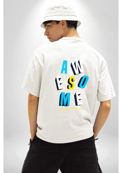 Awesome Baskılı Enerjik ve Renkli Grafik Tasarım Beyaz Oversize Kadın Erkek Ön ve Sırt Baskılı Tişört indirimleri