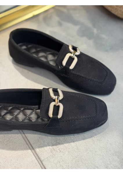 Siyah Süet Görünümlü Zincir Tokalı Loafer