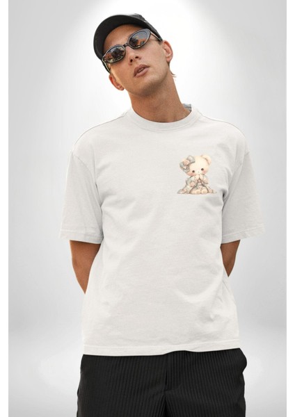 Pastel Tonlarda Nostaljik Sevimli Ayıcık Beyaz Oversize Kadın Erkek Ön ve Sırt Baskılı Tişört modelleri