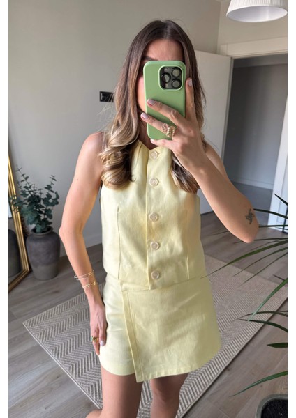 Butter Yellow Düğmeli Keten Yelek Şort Etek Takım modelleri
