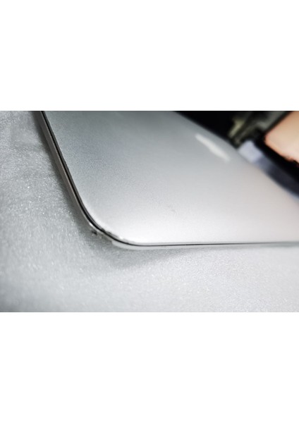 MacBook Air A1466 Intel Core I5-5250U 13.3" 4 GB Ram 120 GB SSD Macos Notebook - Outlet