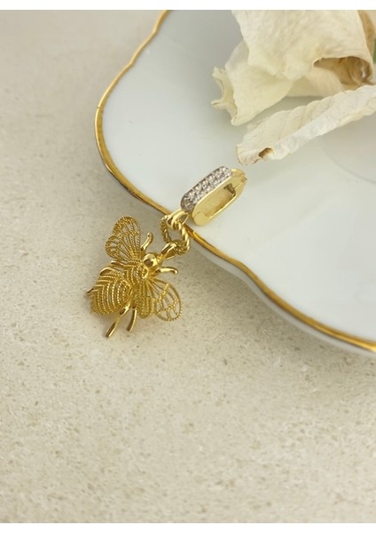 14 Ayar Altın Arı Kolye Ucu fiyatları