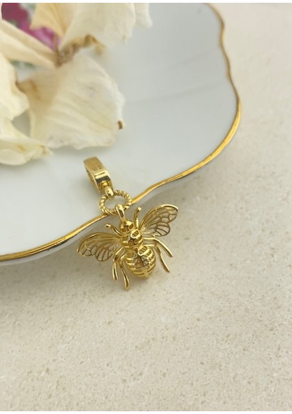 14 Ayar Altın Arı Kolye Ucu fırsatları