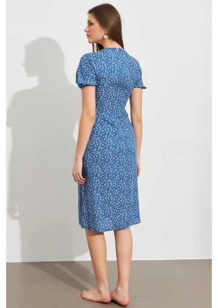Kadın Mavi Desenli Pencereli Midi Elbise Q1013 fırsatları