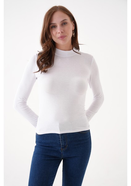 Uzun Kollu Dik Yaka Boğazlı Body/bluz