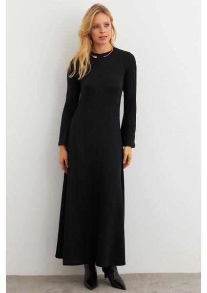 Kadın Siyah Basic Maxi Elbise MTF30