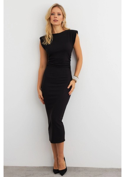 Kadın Siyah Omuzları Vatkalı Drape Maxi Elbise KED4252