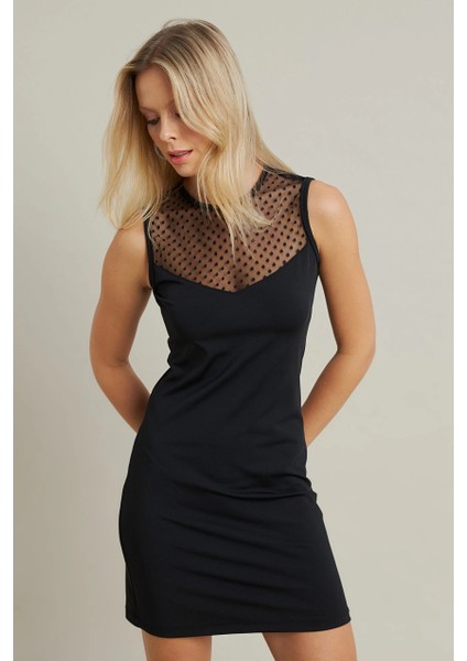 Kadın Siyah Tül Detaylı Mini Elbise TF77 fırsatları