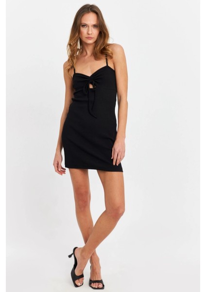 Kadın Siyah Önü Büzgülü Pencereli Mini Elbise EY3047 modelleri