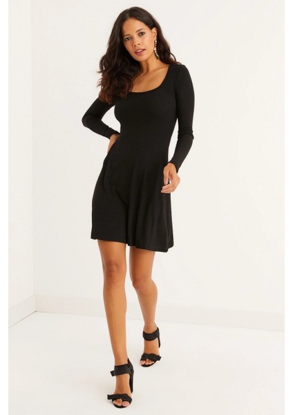 Kadın Siyah U Yaka Kaşkorse Mini Elbise EY1308