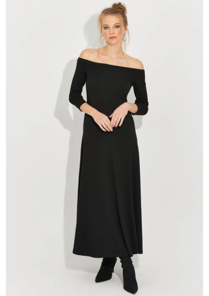 Kadın Siyah Madonna Yaka Midi Elbise BK272076