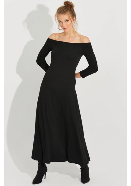 Kadın Siyah Madonna Yaka Midi Elbise BK272076 fiyatları